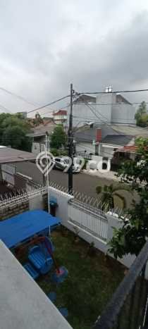 Rumah Mewah LB 720m2 Siap Pakai Desain Elegan di Pulomas, Jakarta Timur Rumah Mewah LB 720m2 Siap Pakai Desain Elegan di Pulomas, Jakarta Timur