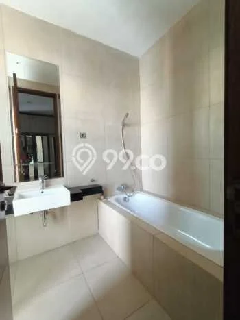 Rumah sewa siap huni 4 KT di Pulomas, Jakarta Timur Rumah sewa siap huni 4 KT di Pulomas, Jakarta Timur