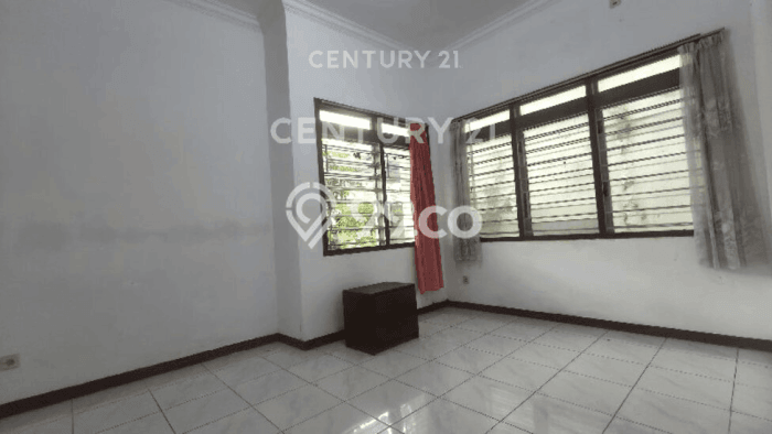 Sewa Rumah Harga Terjangkau di Kayu Putih Jakarta Timur dengan 4 Kamar Tidur Sewa Rumah Harga Terjangkau di Kayu Putih Jakarta Timur dengan 4 Kamar Tidur