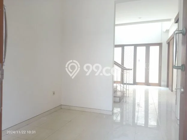 Jarang Ada! Rumah Kontrakan 4 Kamar Nyaman Siap Huni Manyar Jarang Ada! Rumah Kontrakan 4 Kamar Nyaman Siap Huni Manyar