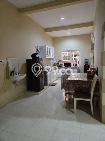 Jual Rumah Luas Elegan Dengan View Cantik di Galaxy, Surabaya Jual Rumah Luas Elegan Dengan View Cantik di Galaxy, Surabaya