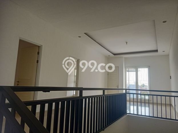 Rumah di Manyar, Siap Huni, LT 160m² Rumah di Manyar, Siap Huni, LT 160m²