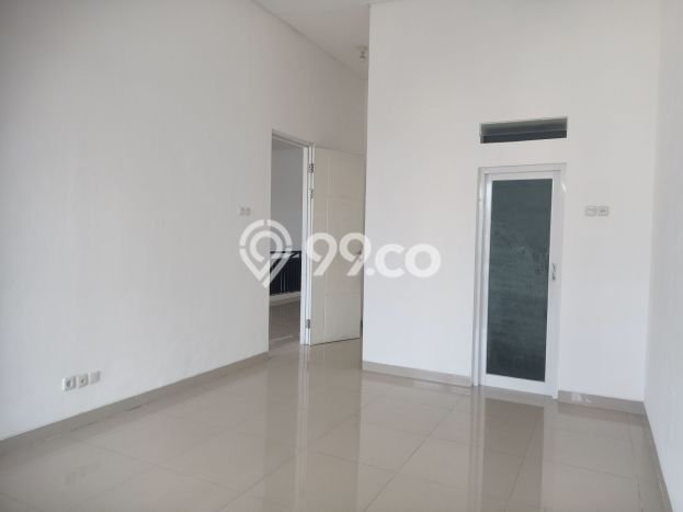 Rumah di Manyar, Siap Huni, LT 160m² Rumah di Manyar, Siap Huni, LT 160m²