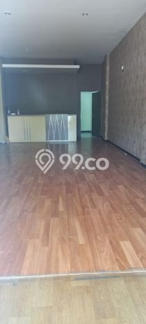 Ruko di , Luas 286m2m², Lokasi Komersial, Disewakan Ruko di , Luas 286m2m², Lokasi Komersial, Disewakan
