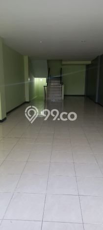 Ruko di , Luas 286m2m², Lokasi Komersial, Disewakan Ruko di , Luas 286m2m², Lokasi Komersial, Disewakan