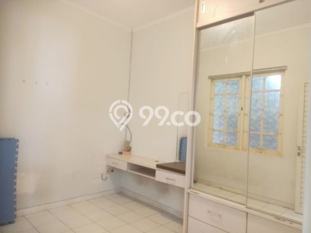 PILIHAN TEPAT! Rumah di Pakuwon City, 2 KT, Dekat Sekolah, LT 78m² LB 50m² PILIHAN TEPAT! Rumah di Pakuwon City, 2 KT, Dekat Sekolah, LT 78m² LB 50m²