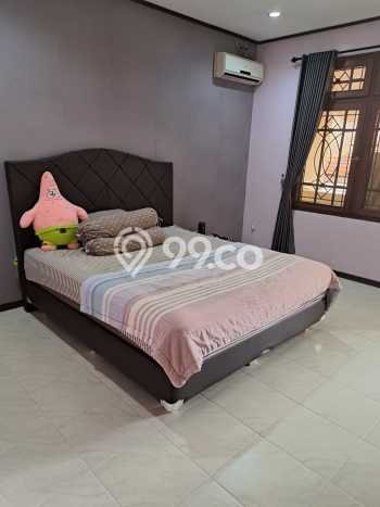 Rumah Modern 4 Kamar LT 175m2 di Darmo Permai Rumah Modern 4 Kamar LT 175m2 di Darmo Permai