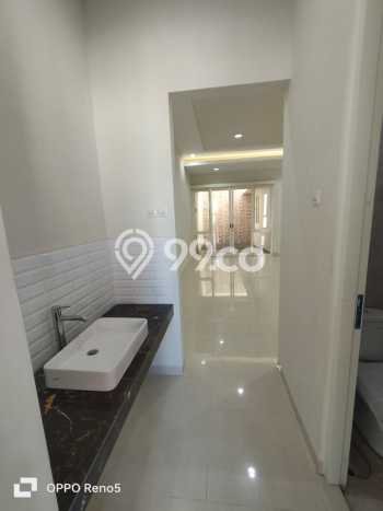 Rumah Elit Modern Siap Huni di Kebonsari Surabaya Rumah Elit Modern Siap Huni di Kebonsari Surabaya