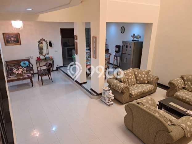 Rumah Modern 4 Kamar LT 175m2 di Darmo Permai Rumah Modern 4 Kamar LT 175m2 di Darmo Permai