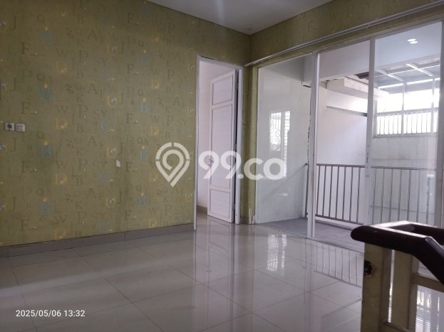 Rumah sewa siap pakai 3 Kamar Tidur di Babatan, Surabaya Rumah sewa siap pakai 3 Kamar Tidur di Babatan, Surabaya