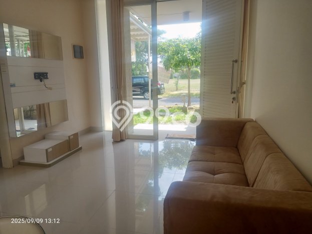 Rumah di , Siap Huni, 2 KM, Dekat Surabaya, Surabaya, LT 112m2m² LB 131m2m² Rumah di , Siap Huni, 2 KM, Dekat Surabaya, Surabaya, LT 112m2m² LB 131m2m²