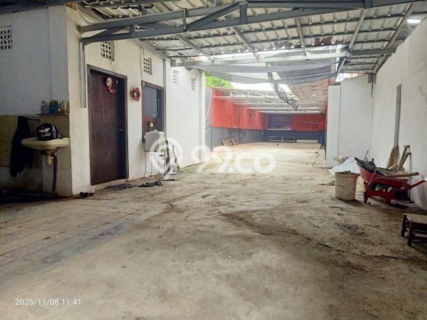Rumah Sewa Surabaya LT 604m2 LB 500m2 Kawasan Surabaya Kota Rumah Sewa Surabaya LT 604m2 LB 500m2 Kawasan Surabaya Kota