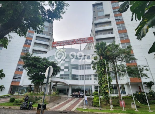 Rumah 3 KT 2 KM di Area Pakuwon City, Surabaya Rumah 3 KT 2 KM di Area Pakuwon City, Surabaya