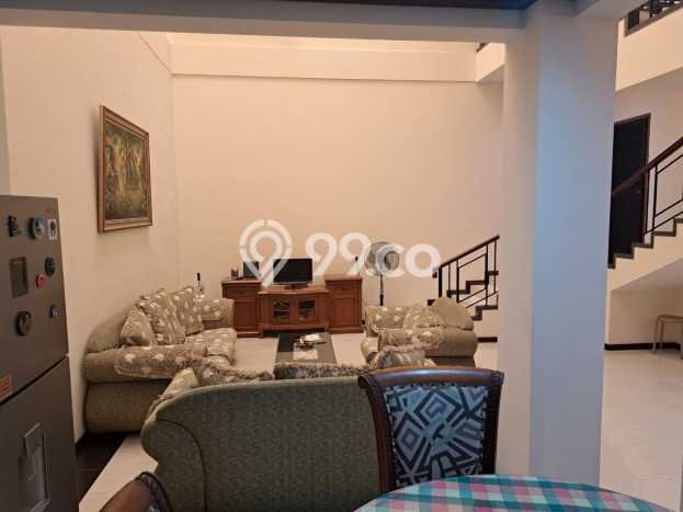 Rumah Modern 4 Kamar LT 175m2 di Darmo Permai Rumah Modern 4 Kamar LT 175m2 di Darmo Permai