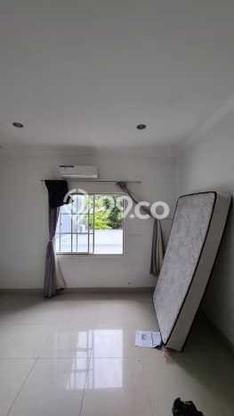 Disewakan! Rumah 6 Kamar Tidur &
4 Kamar Mandi di Pantai Indah Kapuk, Jakarta Utara Disewakan! Rumah 6 Kamar Tidur &
4 Kamar Mandi di Pantai Indah Kapuk, Jakarta Utara