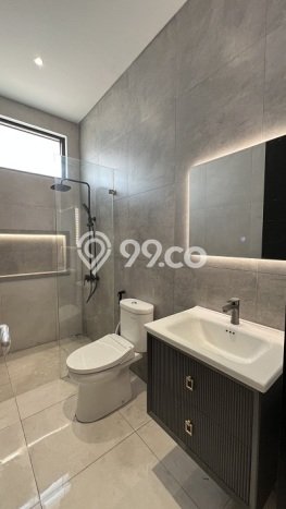 Rumah Elit Modern Tanpa Renovasi di BSD City Tangerang Rumah Elit Modern Tanpa Renovasi di BSD City Tangerang