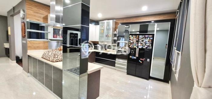 Rumah Elit LB 800m2 Siap Huni Desain Elegan di Pantai Indah Kapuk, Jakarta Utara Rumah Elit LB 800m2 Siap Huni Desain Elegan di Pantai Indah Kapuk, Jakarta Utara
