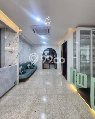 Hunian Eksklusif Siap Huni LT 1600m2 di Kebayoran Baru, Jakarta Selatan Hunian Eksklusif Siap Huni LT 1600m2 di Kebayoran Baru, Jakarta Selatan