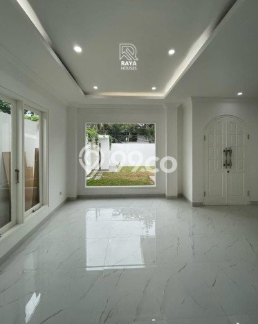 Dijual Rumah Luas Elegan Dengan View Cantik di Pejaten, Jakarta Selatan Dijual Rumah Luas Elegan Dengan View Cantik di Pejaten, Jakarta Selatan