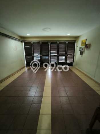 Rumah Elit LB 297m2 Siap Pakai Desain Elegan di Bintaro, Jakarta Selatan Rumah Elit LB 297m2 Siap Pakai Desain Elegan di Bintaro, Jakarta Selatan