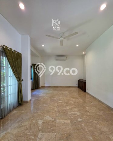 Hunian Eksklusif Siap Huni LT 579m2 di Kebayoran Baru, Jakarta Selatan Hunian Eksklusif Siap Huni LT 579m2 di Kebayoran Baru, Jakarta Selatan