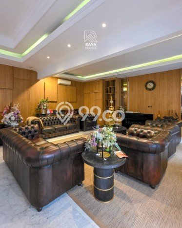 Rumah Elit Modern Tanpa Renovasi di Pondok Indah Jakarta Selatan Rumah Elit Modern Tanpa Renovasi di Pondok Indah Jakarta Selatan
