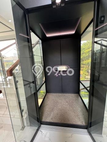 Jual Rumah Luas Elegan Dengan View Eksklusif di BSD, Tangerang Jual Rumah Luas Elegan Dengan View Eksklusif di BSD, Tangerang