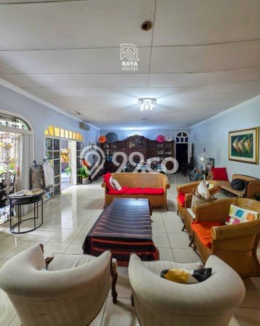 Siap Huni Rumah Mewah 6 Kamar di Kebayoran Baru Dekat ke Mana Pun Siap Huni Rumah Mewah 6 Kamar di Kebayoran Baru Dekat ke Mana Pun
