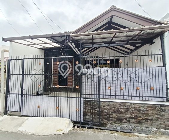 Rumah Luas Asri 5 KT Siap Huni di Sarijadi Bandung Rumah Luas Asri 5 KT Siap Huni di Sarijadi Bandung