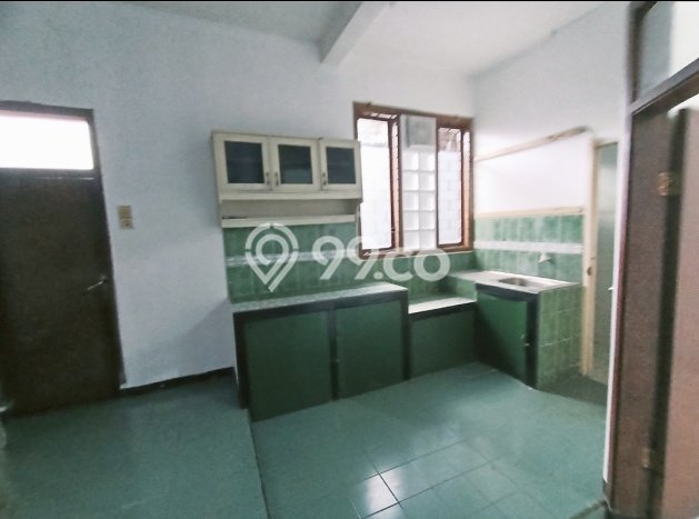 Rumah Luas Asri 5 KT Siap Huni di Sarijadi Bandung Rumah Luas Asri 5 KT Siap Huni di Sarijadi Bandung