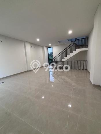 Ruko Disewakan di Area Ramai BSD, Tangerang Selatan Ruko Disewakan di Area Ramai BSD, Tangerang Selatan