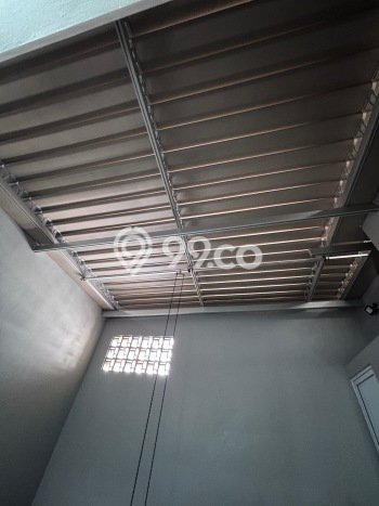 Rumah Luxury Modern Tanpa Renovasi di Gading Serpong Tangerang Rumah Luxury Modern Tanpa Renovasi di Gading Serpong Tangerang
