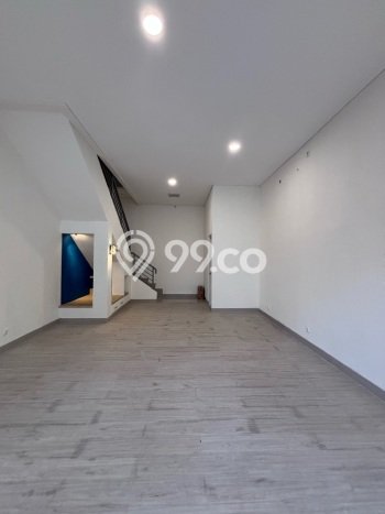 Unit Ruko Disewakan di Gading Serpong di Area Ramai & Strategis Unit Ruko Disewakan di Gading Serpong di Area Ramai & Strategis