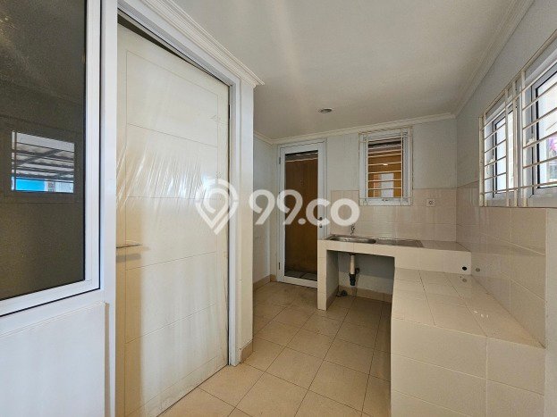 Rumah Luas Asri 3 KT Siap Pakai di Gading Serpong Tangerang Rumah Luas Asri 3 KT Siap Pakai di Gading Serpong Tangerang