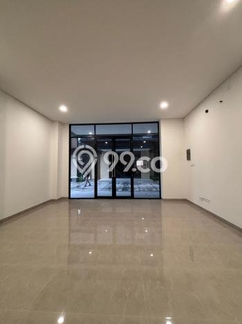 Ruko Disewakan di Area Ramai BSD, Tangerang Selatan Ruko Disewakan di Area Ramai BSD, Tangerang Selatan