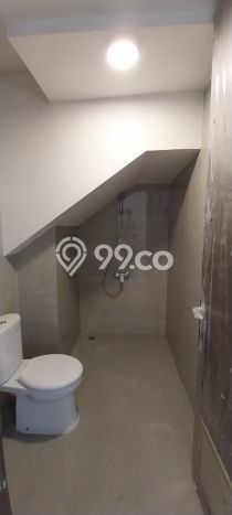 Hunian Nyaman Asri 3 KT Siap Pakai di Bintaro Tangerang Selatan Hunian Nyaman Asri 3 KT Siap Pakai di Bintaro Tangerang Selatan