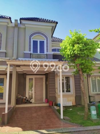 Disewakan! Rumah 3 Kamar Tidur &
2 Kamar Mandi di Gading Serpong, Tangerang Disewakan! Rumah 3 Kamar Tidur &
2 Kamar Mandi di Gading Serpong, Tangerang