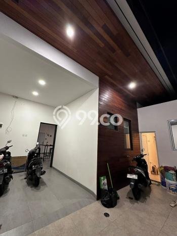 Unit Kost Dijual di Gading Serpong dengan 21 Kamar Area Ramai Unit Kost Dijual di Gading Serpong dengan 21 Kamar Area Ramai