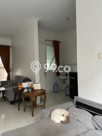 Disewakan! Rumah 3 Kamar Tidur &
3 Kamar Mandi di Grand Wisata, Bekasi Disewakan! Rumah 3 Kamar Tidur &
3 Kamar Mandi di Grand Wisata, Bekasi
