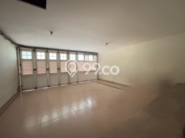 Jual Rumah Luas Elegan Dengan View Cantik di Grand Wisata, Bekasi Jual Rumah Luas Elegan Dengan View Cantik di Grand Wisata, Bekasi