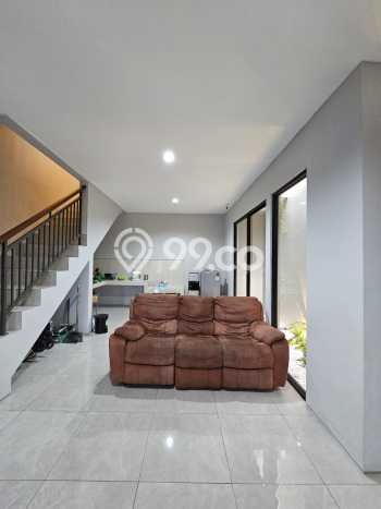 Sewa Rumah Murah di Grand Wisata Bekasi dengan 3 Kamar Tidur Sewa Rumah Murah di Grand Wisata Bekasi dengan 3 Kamar Tidur