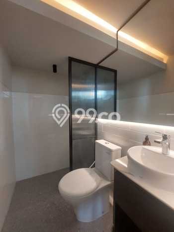 Rumah Modern Minimalis 4 KT Siap Huni di Lippo Cikarang Rumah Modern Minimalis 4 KT Siap Huni di Lippo Cikarang