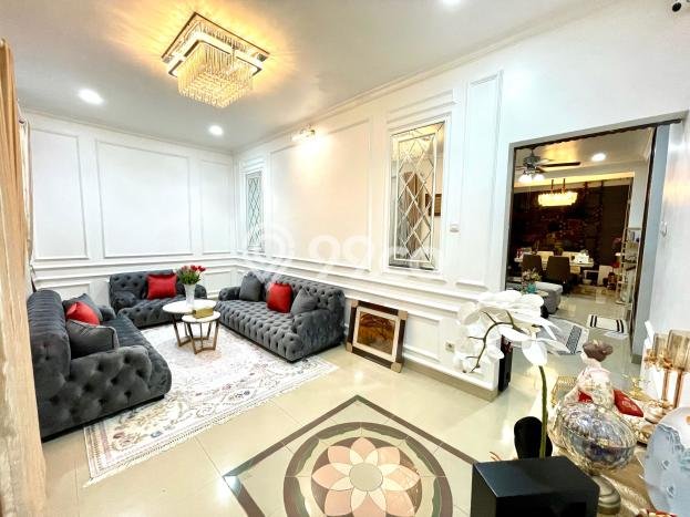 Hunian Mewah LB 178m2 Siap Pakai Desain Elegan di Grand Wisata, Bekasi Hunian Mewah LB 178m2 Siap Pakai Desain Elegan di Grand Wisata, Bekasi