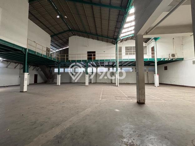 Unit Gudang Disewakan di Mustikasari di Area Ramai & Strategis Unit Gudang Disewakan di Mustikasari di Area Ramai & Strategis