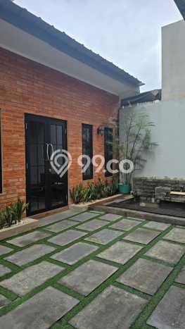 Jual Rumah Luas Megah Dengan View Cantik di Grand Wisata, Bekasi Jual Rumah Luas Megah Dengan View Cantik di Grand Wisata, Bekasi