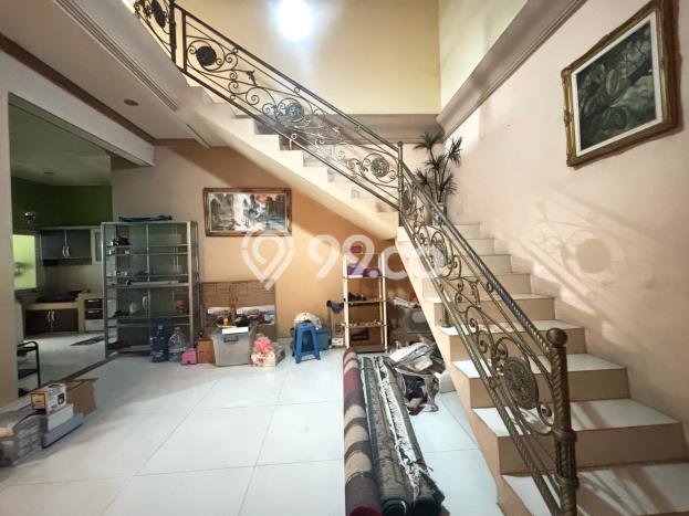 Rumah Luxury Modern Siap Huni di Grand Wisata Bekasi Rumah Luxury Modern Siap Huni di Grand Wisata Bekasi