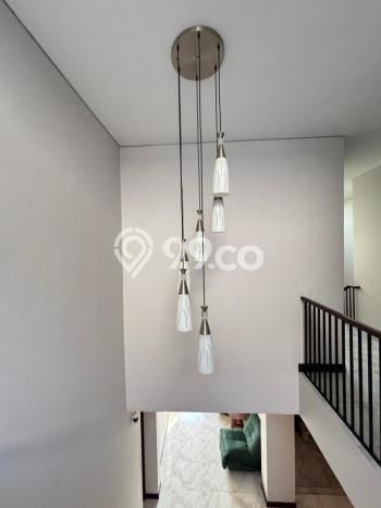 Rumah Elit LB 240m2 Siap Huni Desain Elegan di Grand Wisata, Bekasi Rumah Elit LB 240m2 Siap Huni Desain Elegan di Grand Wisata, Bekasi