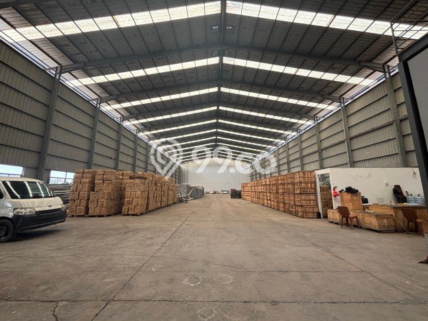 Disewakan Gudang di Kawasan Ramai Bekasi Luas 2000m2 Disewakan Gudang di Kawasan Ramai Bekasi Luas 2000m2