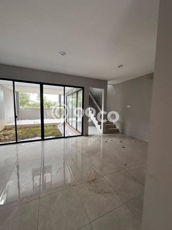 Dijual Rumah Luas Megah Dengan View Cantik di Grand Wisata, Bekasi Dijual Rumah Luas Megah Dengan View Cantik di Grand Wisata, Bekasi