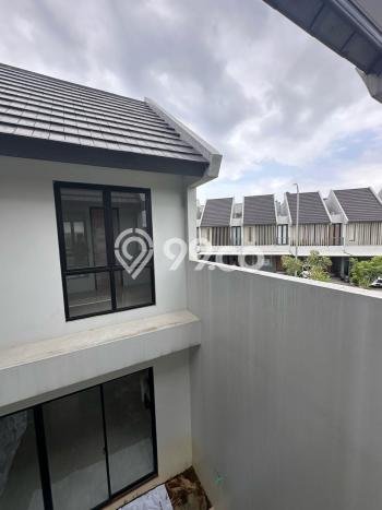 Dijual Rumah Luas Megah Dengan View Cantik di Grand Wisata, Bekasi Dijual Rumah Luas Megah Dengan View Cantik di Grand Wisata, Bekasi